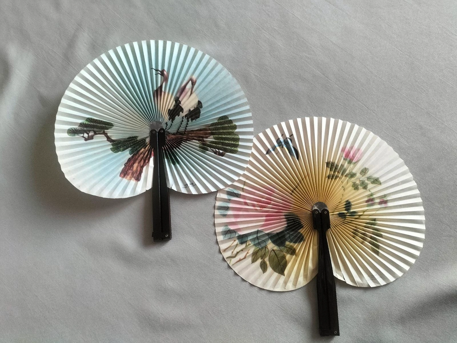 Lot de 2 Éventails Chinois en Papier | Bon état | Motifs Floraux & Oiseaux